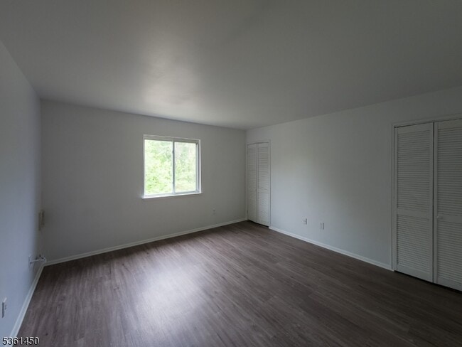 Building Photo - 20 Delar Pkwy