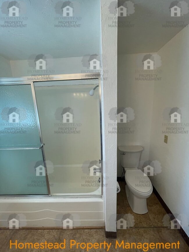 Building Photo - 2691-2693 18th Ave SE