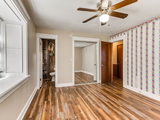 Building Photo - Beautiful 3 bed 2.5 bath home in the Country