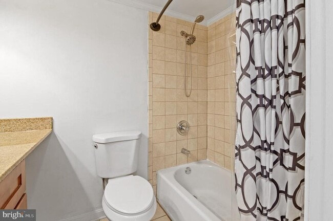 Building Photo - 5482 Cedar Ln