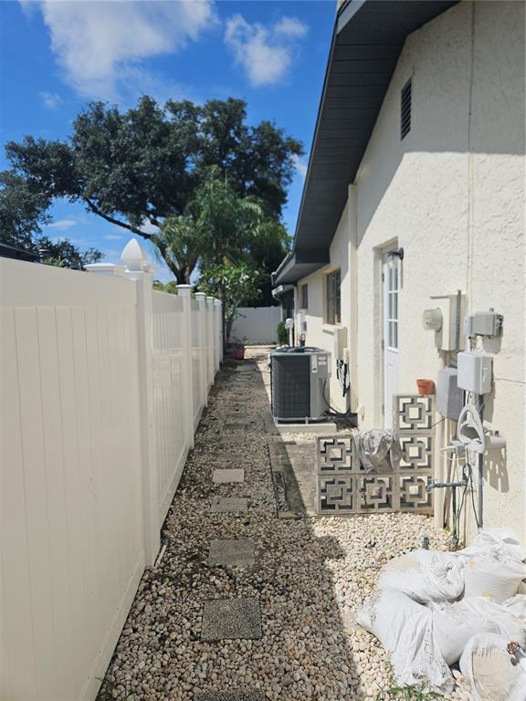 Building Photo - 11557 124th Terrace N
