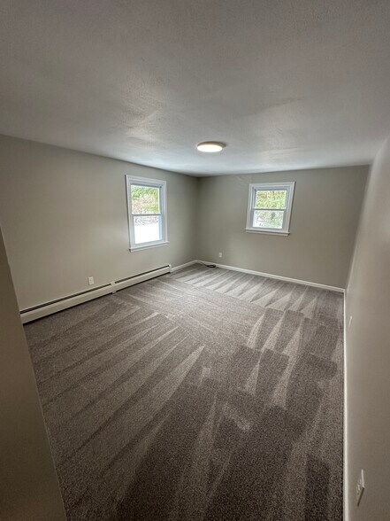 Building Photo - 1444 Stafford Rd