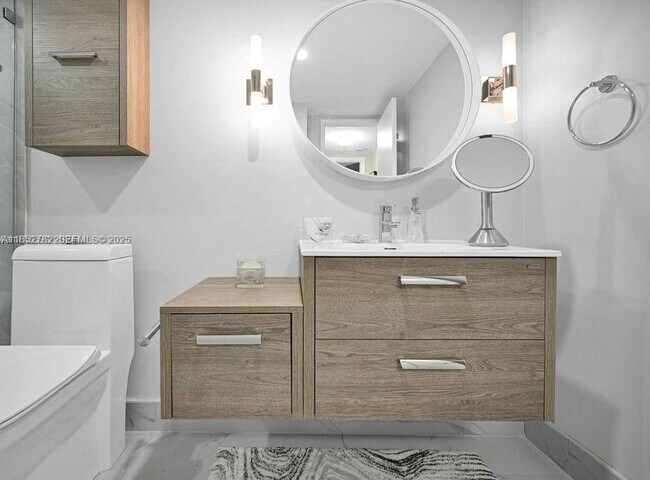 Building Photo - 2851 NE 183rd St