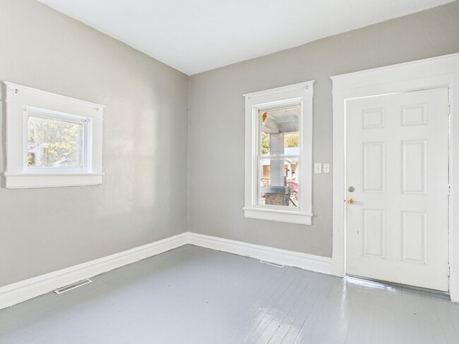 Building Photo - 2408 Concord Ave