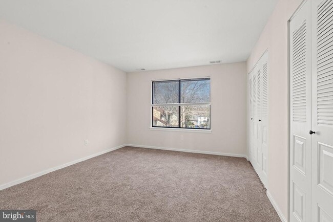 Building Photo - 1210 Thackery Ct