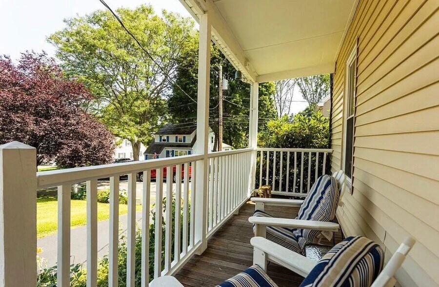 Building Photo - 23 Converse St