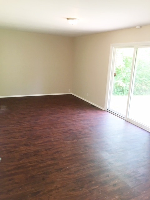 Building Photo - 5344 Daniel Dr