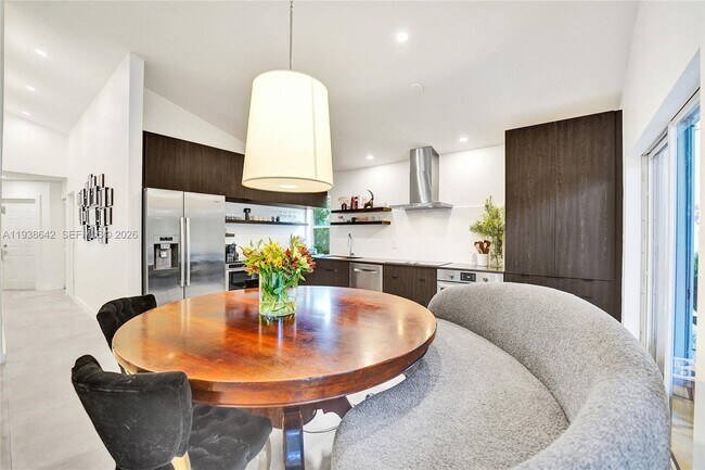 Building Photo - 648 Sand Creek Cir