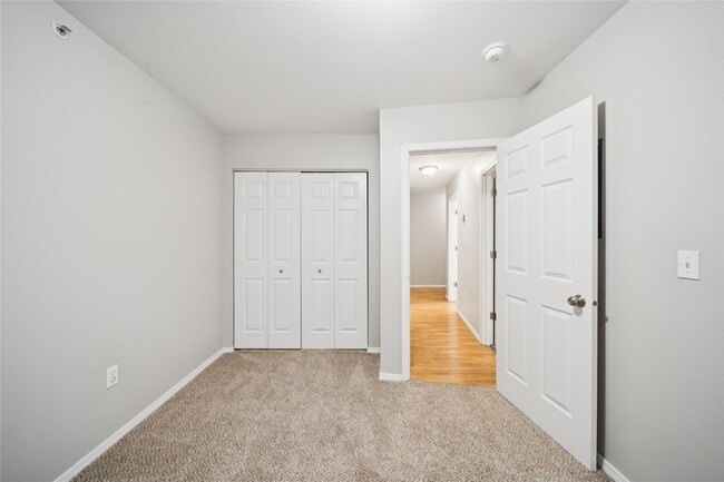 Building Photo - 9905 William Jones Cir