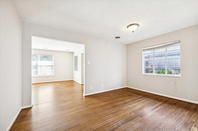 Building Photo - 2712 W Holcombe Blvd