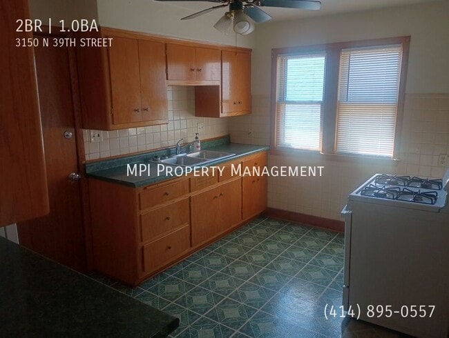 Building Photo - 3150 N 39TH St