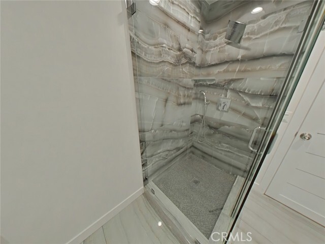 Building Photo - 17633 Nordhoff St