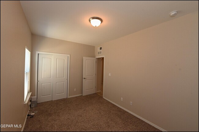 Building Photo - 373 Aidan Gordon Cir