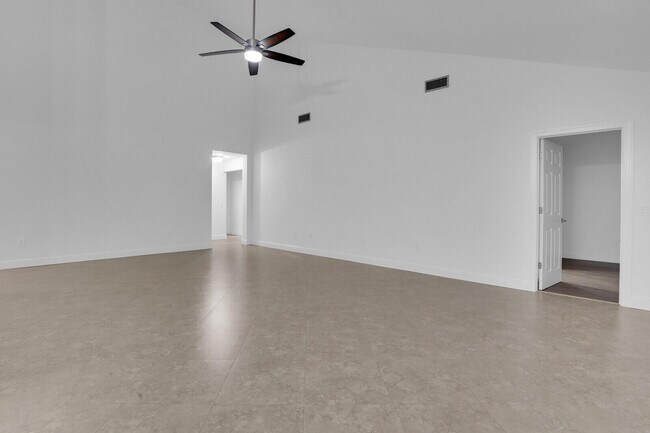 Building Photo - 112 Inner Harbour Way