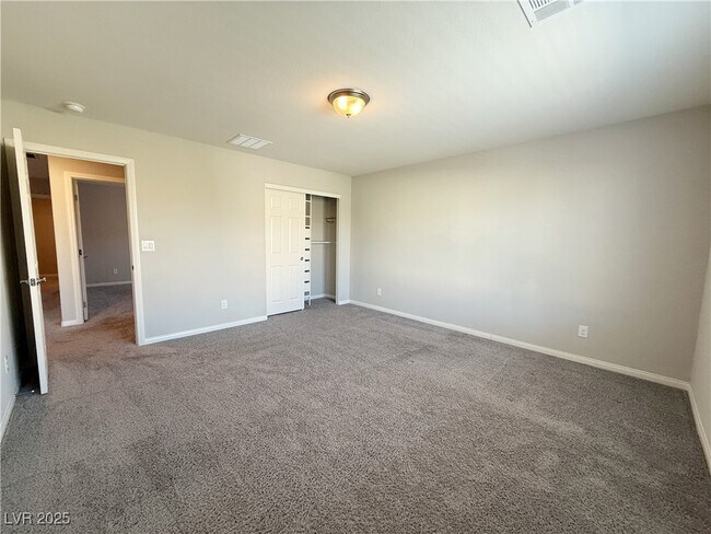Building Photo - 7745 Wishbone Falls St