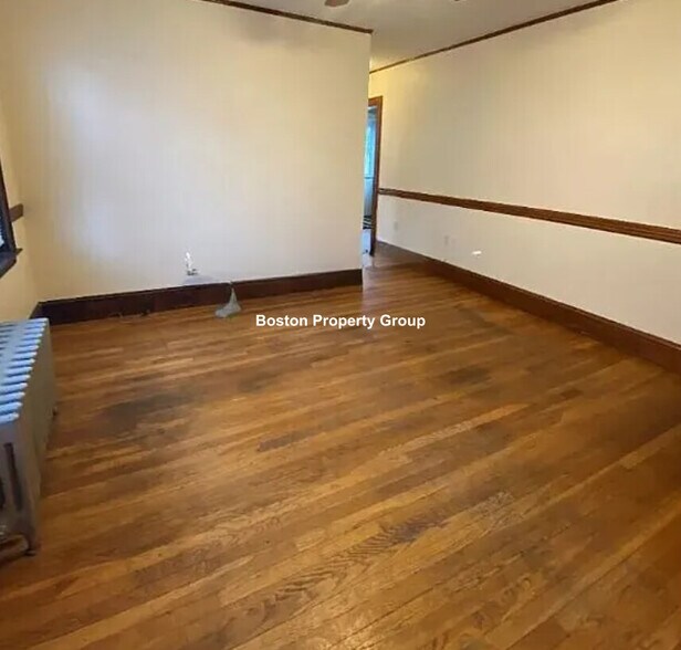 Building Photo - 178 Calumet St