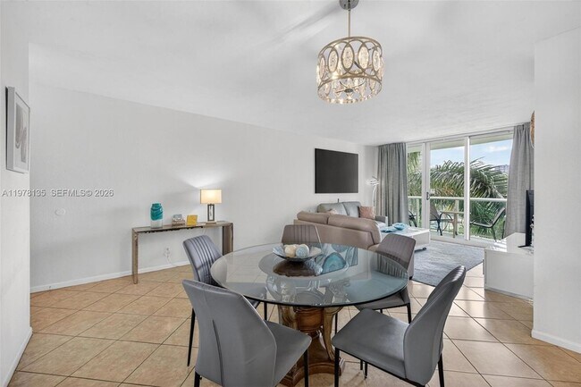 Building Photo - 3801 S Ocean Dr