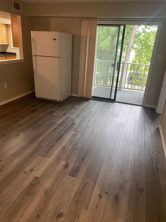 Building Photo - 2732 Bordeaux Pl