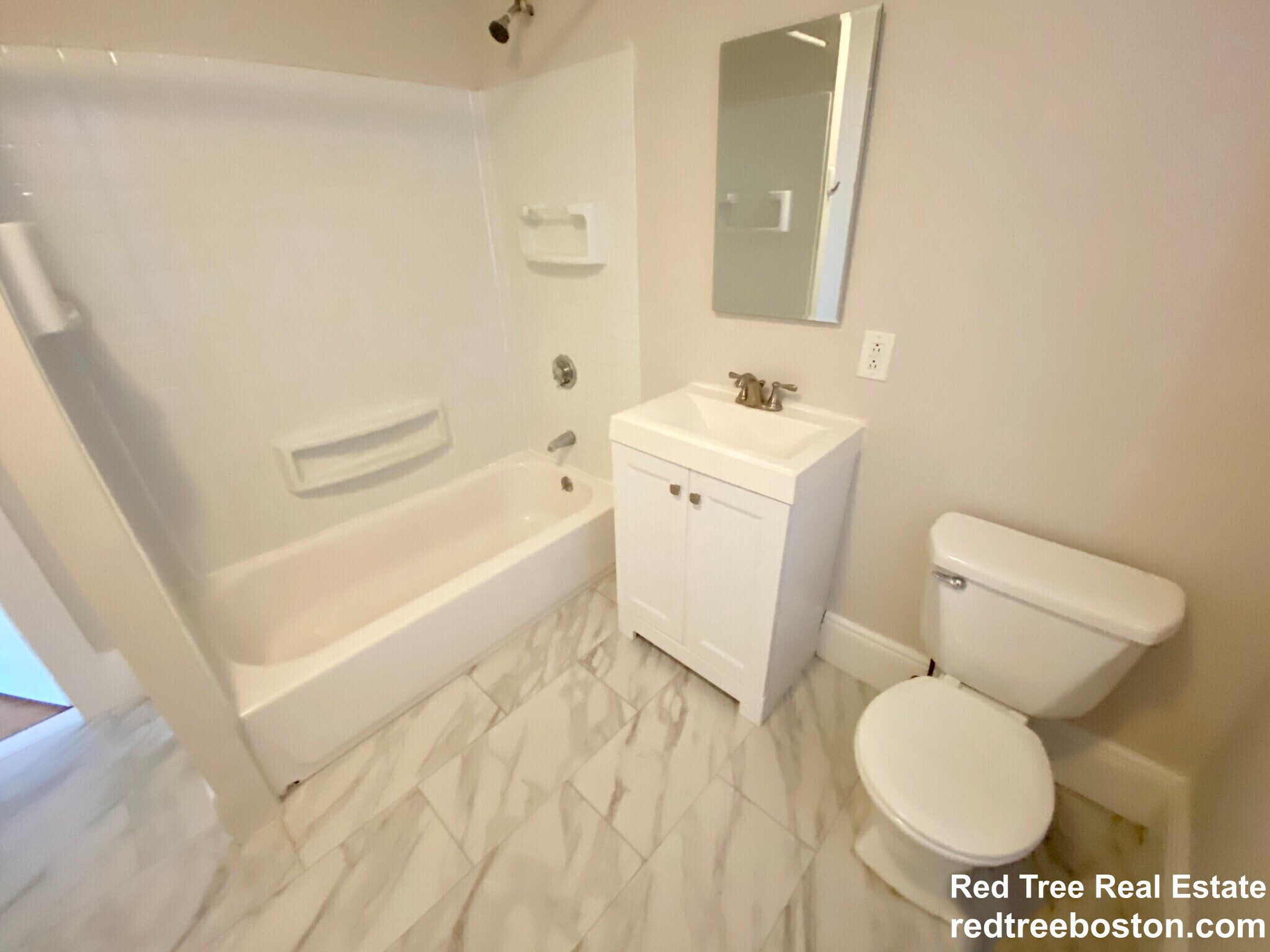 Building Photo - 1574 Tremont St