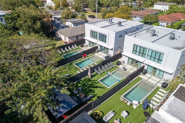 Building Photo - 414 NW 52nd St