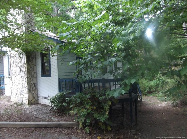 Building Photo - 495 Stiles Pl