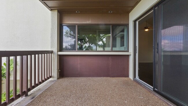 Building Photo - Beautiful 2-Bedroom Townhouse in Kaneohe –...