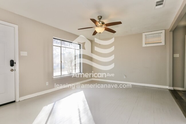 Building Photo - 30 Eaton Dr