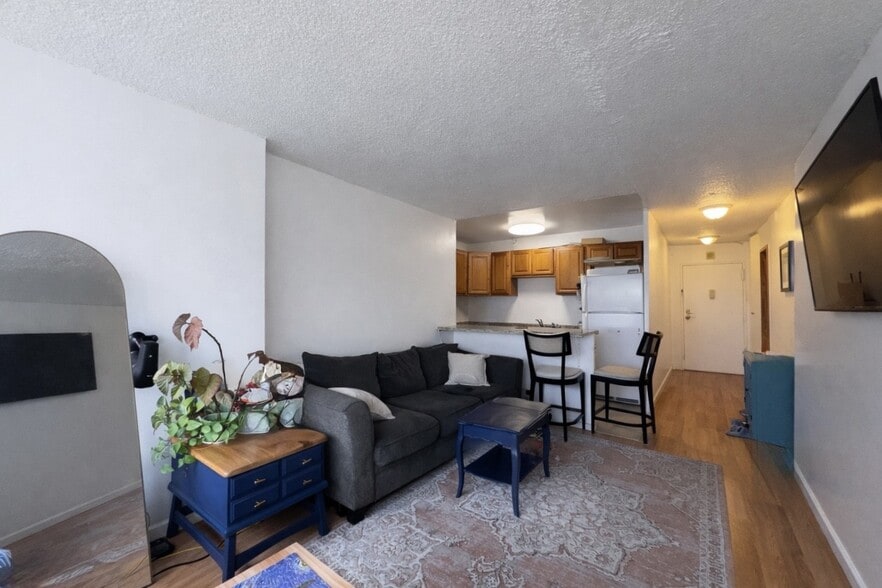 Building Photo - 280 Marin Blvd