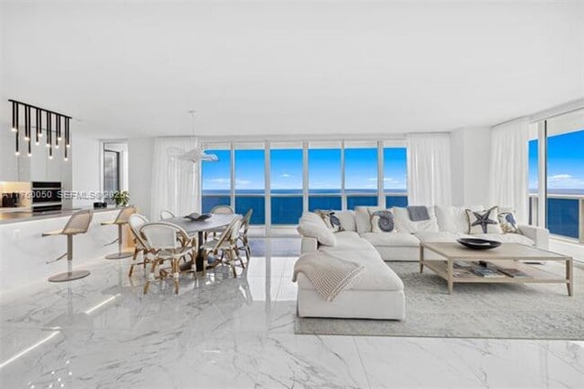 Building Photo - 1830 S Ocean Dr