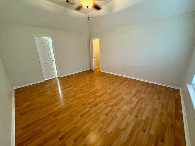 Building Photo - 9035 Rippling Fields Dr