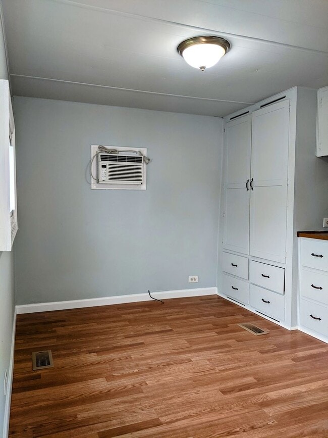 Building Photo - One bed mobile home- Aston, PA