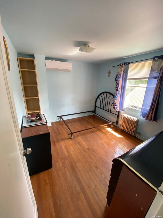 Building Photo - 73 Thorman Ave