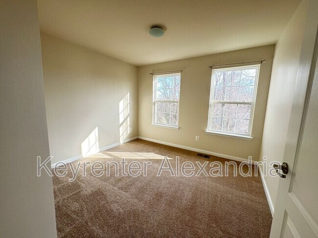 Building Photo - 4834 Dane Ridge Cir