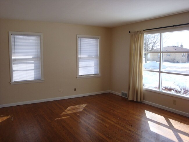 Building Photo - Northside Ranch - 3 Bedroom 1 Bath
