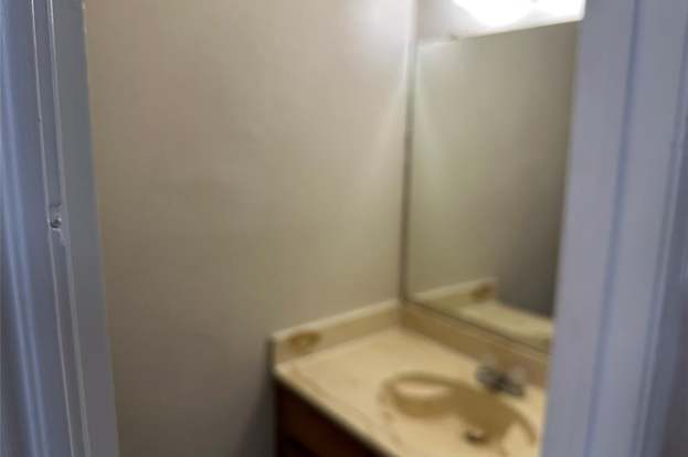 Building Photo - 8005 Rothington Rd