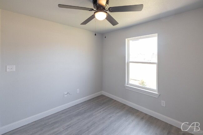 Building Photo - 3698 Yamini Dr