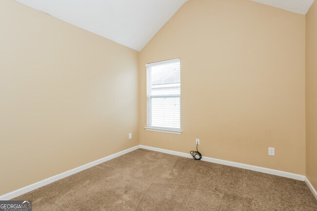 Building Photo - 5002 Serenity Point Ln