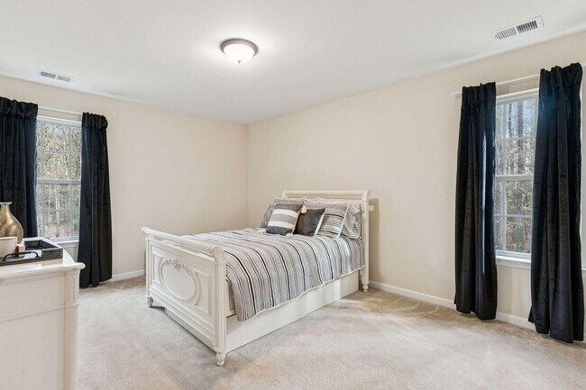 Building Photo - 4 Bedroom, 2.5 Bathroom Home in The Refuge at Ravenel - Ravenel