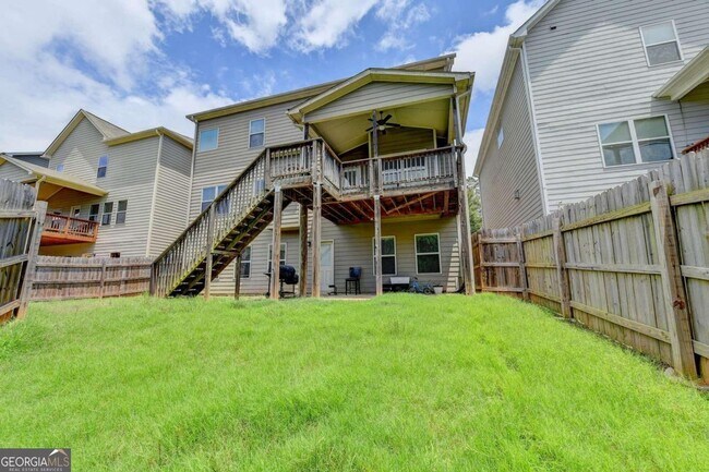 Building Photo - 648 Georgia Way