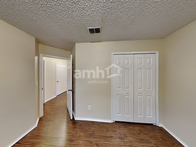 Building Photo - 4490 Brookstone Court