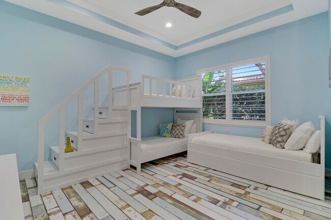 Building Photo - 18808 SE Windward Island Ln
