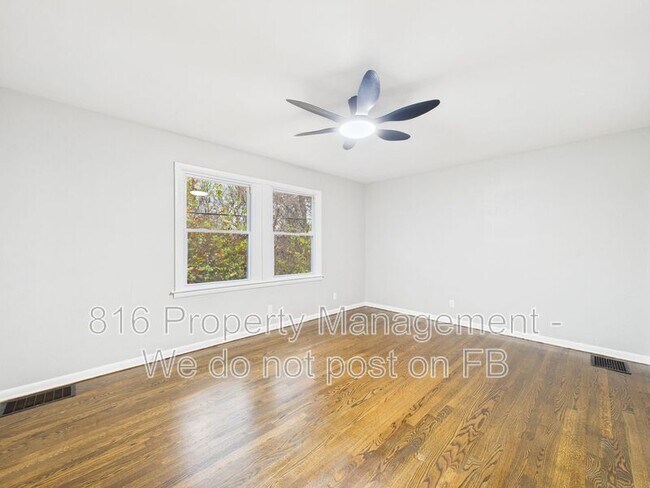 Building Photo - 7560 Prospect Ave