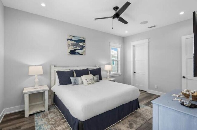 Building Photo - 157 S Arnold Rd