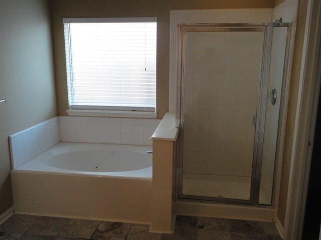 Building Photo - 710 Single Pine Ct