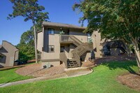 Building Photo - FULLY FURNISHED 2-Bed, 2-Bath Condo in Pin...