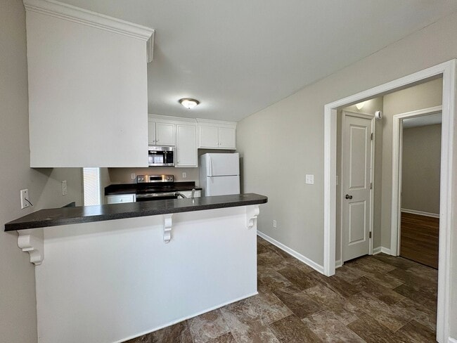 Building Photo - One Story 3 Bedroom 2 Bath Brand New
