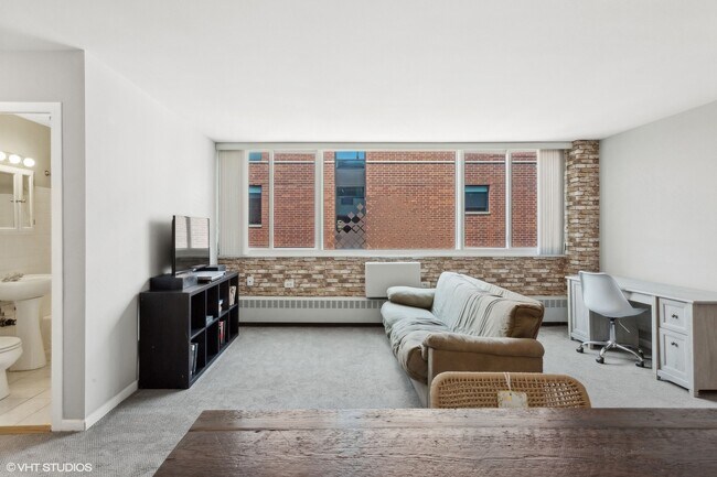 Building Photo - 1516 Hinman Ave