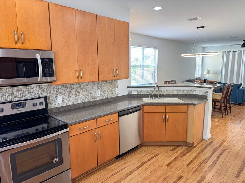 Building Photo - 2615 Andros Ln