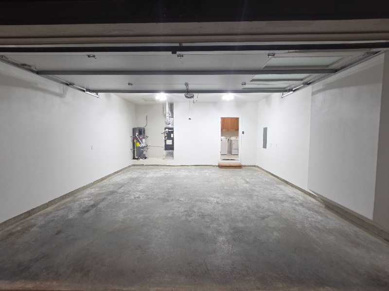 Building Photo - 27908 U St