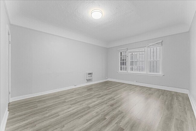 Building Photo - 118 N Westmoreland Ave